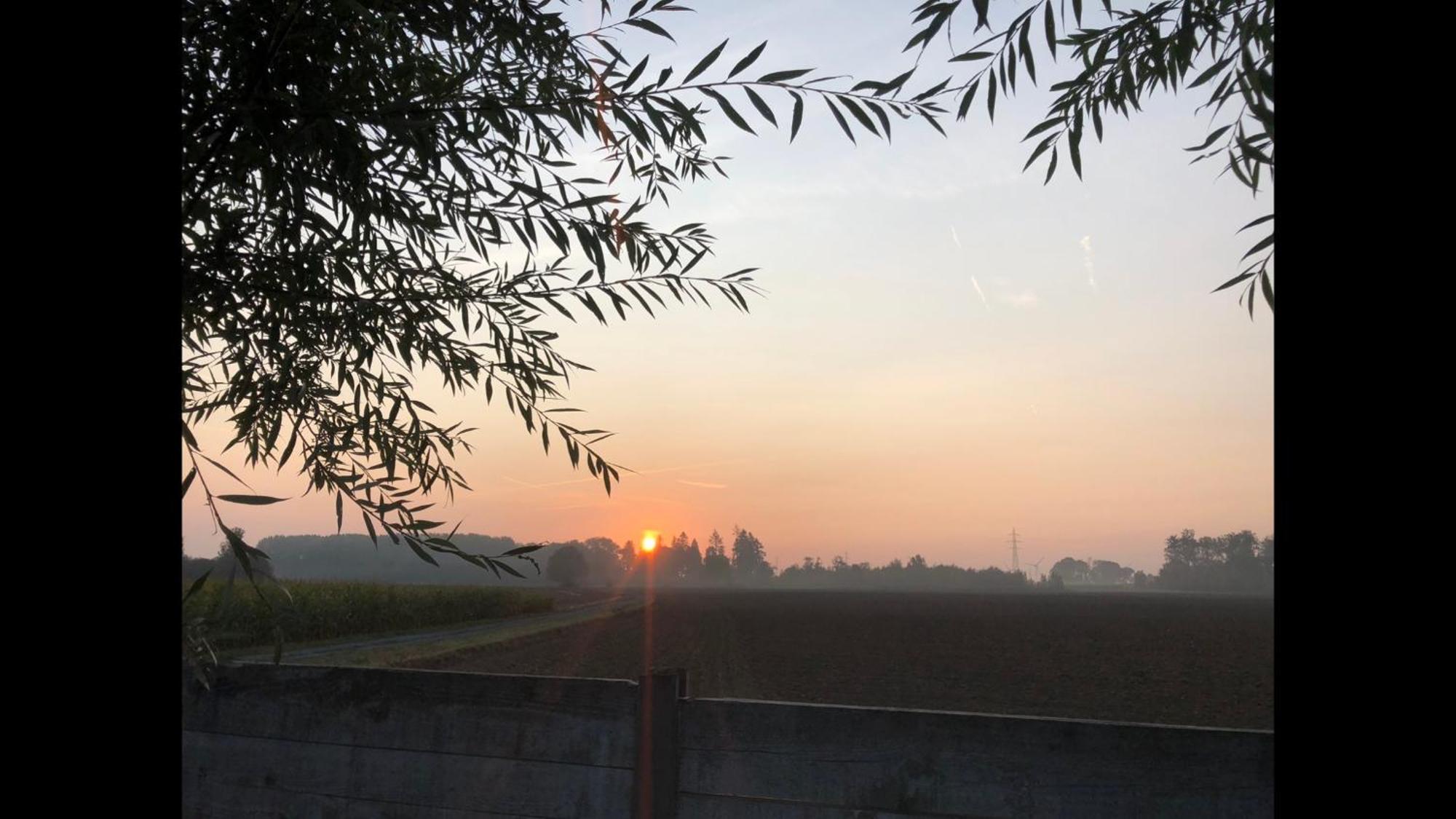 L Antre Vous Mons Exterior foto